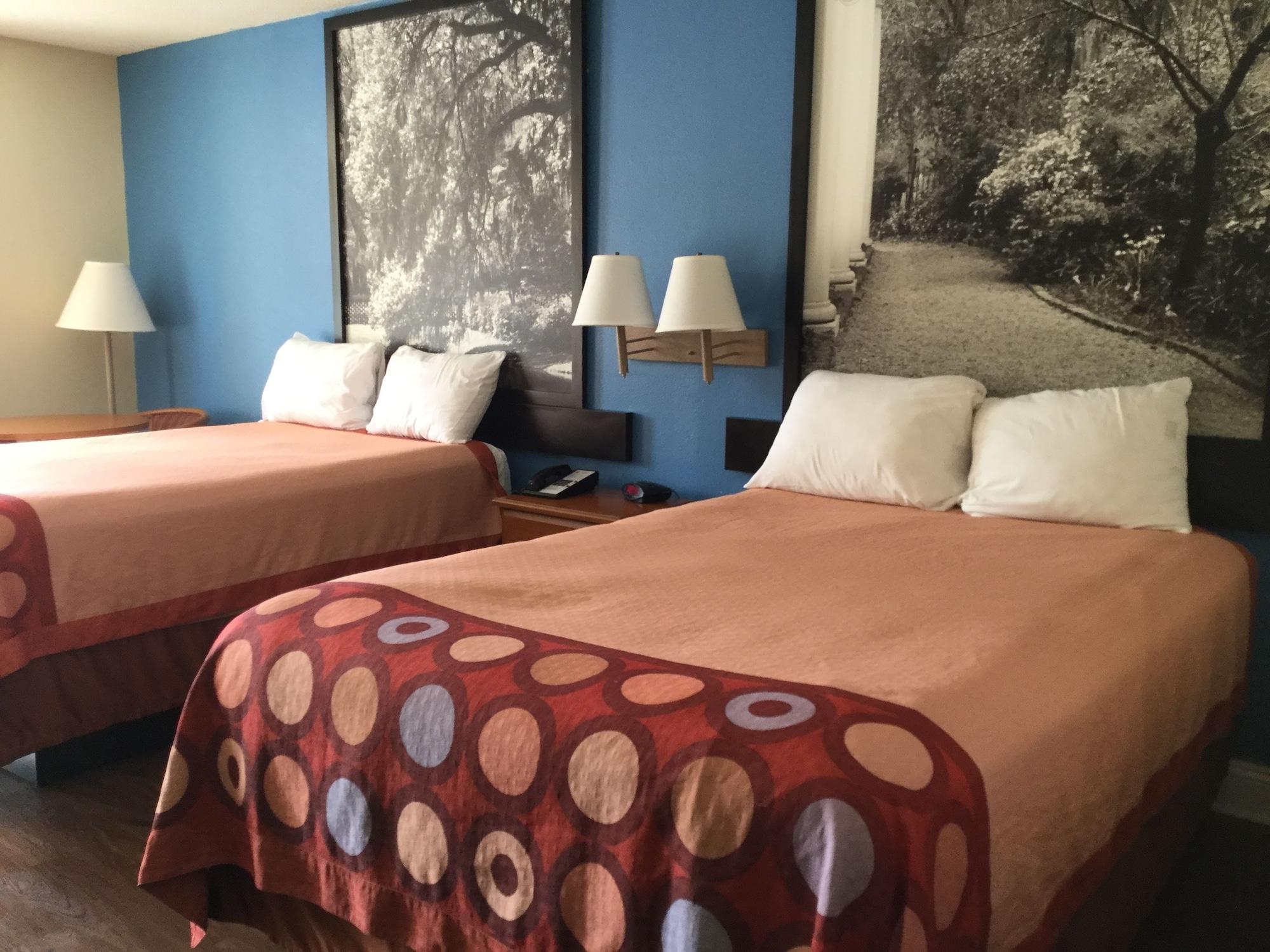 Super 8 By Wyndham Walterboro Hotel Buitenkant foto
