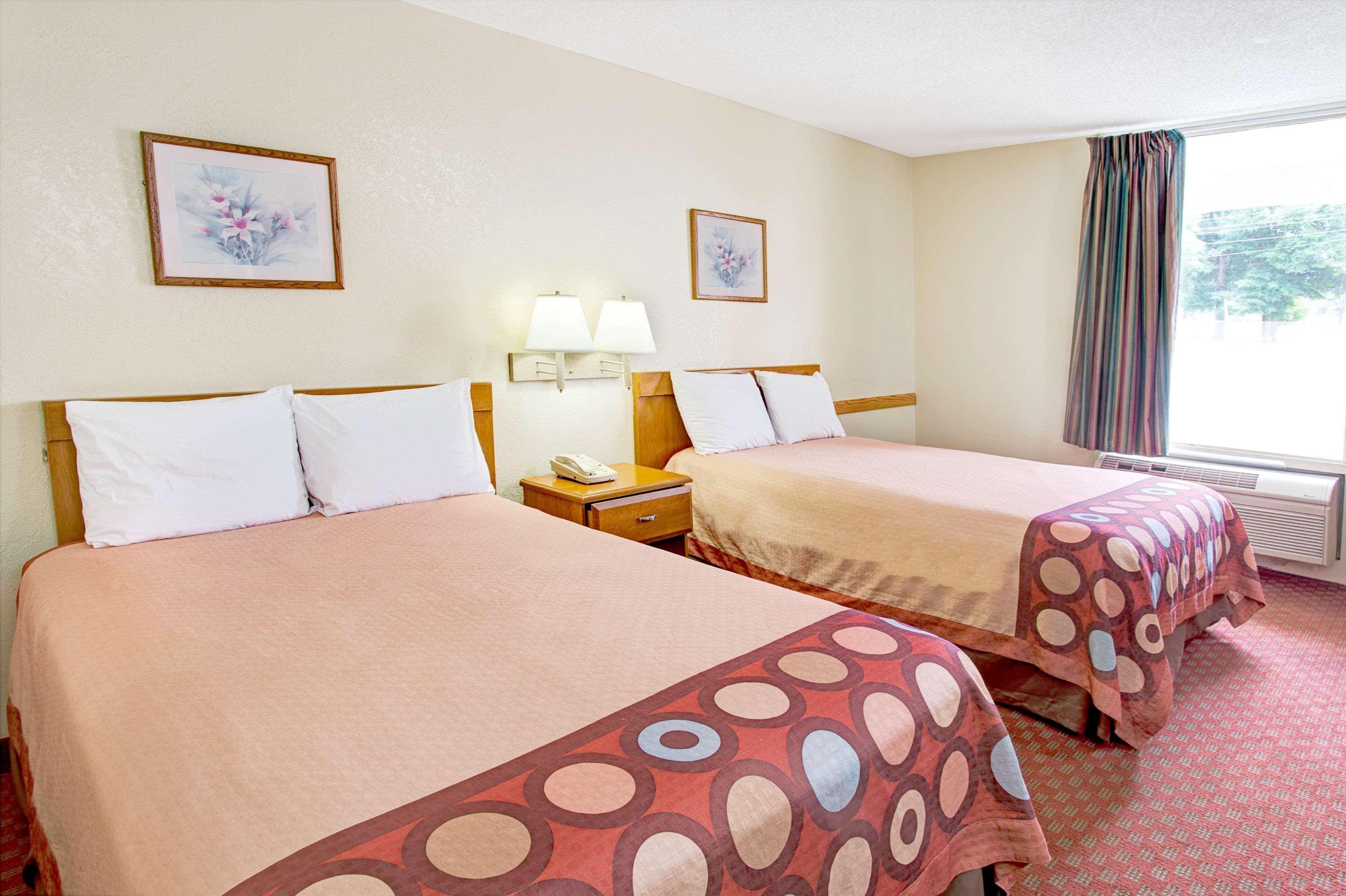 Super 8 By Wyndham Walterboro Hotel Buitenkant foto
